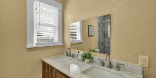 FULLY FURNISHED & BEAUTIFULLY REMODELED CLASSIC HOME NEAR UNR WITH UNBEATABLE I-80 ACCESS Gallery 28