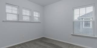 1492 AUTUMN PINES Drive Gallery 25