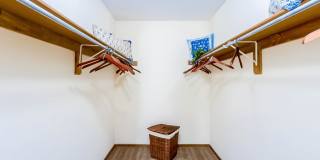 Bear Pointe Gallery 13