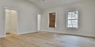 8 Long Street Gallery 12