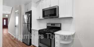 1309 Emerald St. NE Gallery 13