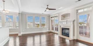 2100 Queens Gallery 3