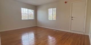 221 North Commonwealth Avenue Gallery 11