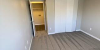 River Walk Apartments Gallery 422