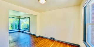 Cozy Seward Park Home with Large Yard! Gallery 15