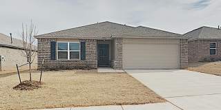 A Beautiful and Spacious 3 Bedroom 2 Bath Home in Yukon Schools Gallery 1