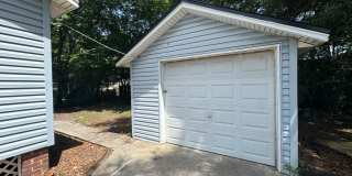 Adorable 2/1 Bungalow in Murray Hill Ready Now! Gallery 7