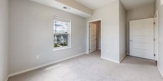 Edison at Woodbury Gallery 30