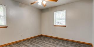 1639 Westbrooke Terrace Gallery 17