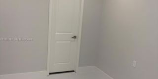 10225 NW 57th Ter Gallery 43