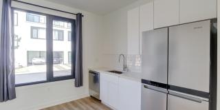 Luxury 3 Bed Townhome in Durham RTP Gallery 21