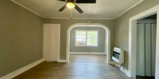 216 E Division - Pilot Point Gallery 13