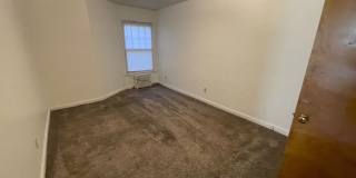 607-609 E 1st St Gallery 5