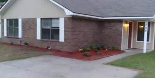 4 bedroom, 2 bathroom home located in the desirable area of Hinesville, GA. Gallery 1