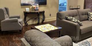 330 Dunvegan Ct Gallery 2