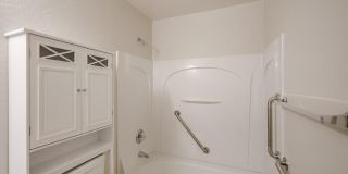 16034 W Winchcomb Drive Gallery 11