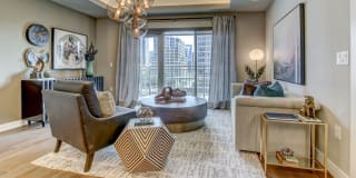 The Christopher Gallery 3