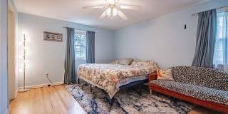 285 Bridle Path Road Gallery 24