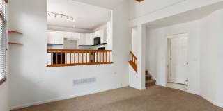 Large Home in Stonegate! Gallery 7