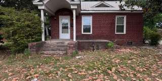 Discover this three-bedroom, one-bath single-family home in East Charlotte Gallery 1