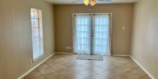 Allandale Place / Culdesac / Refrigerator / Washer/Dryer / Fenced Yard Gallery 5