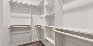1221 W Johnson Street Gallery 23