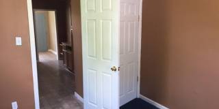 New Renovation!!!2 bedroom bungalow, deck, huge yard, Hancock schools Gallery 9