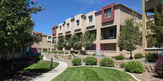Fully Furnished 3-Bedroom Townhome Resort-Style Community Living Gallery 1