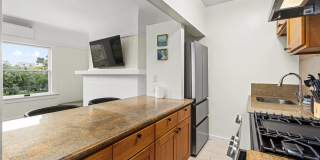 349 14th Avenue Gallery 12