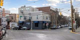 201 16Th St Gallery 2
