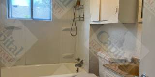 Charming 2 Bedroom Charming 2 Bedroom Gallery 15