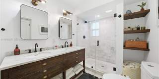 71 NE 46th St Gallery 14