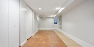 206 E CROSS ST Gallery 25