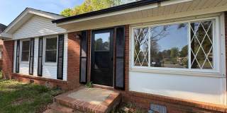 Adorable 3 Bedroom Home!! Gallery 1