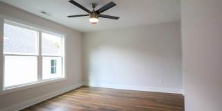 Room in 4 Bedroom Home at Edgerton Dr Gallery 4