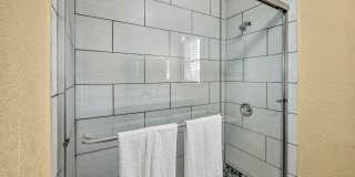 FULLY FURNISHED & BEAUTIFULLY REMODELED CLASSIC HOME NEAR UNR WITH UNBEATABLE I-80 ACCESS Gallery 29