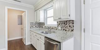 Updated 3-Bedroom Home with Modern Kitchen & Spacious Backyard Gallery 1