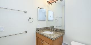 PET FRIENDLY UNFURNISHED ELEVATED PENTHOUSE LIVING WITH PRIVATE ELEVATOR Gallery 44