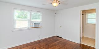 282 Zandale Drive Gallery 25