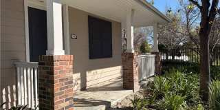 10 Granville Gallery 1