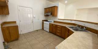 Victorvillle 3+2 Available Now! Gallery 5