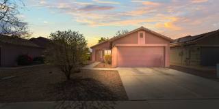 Prime Surprise Location | 3 Bed, Low-Maintenance Yard + Amenities Gallery 30