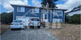 Central Kitsap Home in Prime Location Gallery 1