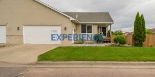 South Sioux Falls 3BR Twin Home | Main Floor Living & Finished Lower Level! South Sioux Falls 3BR Twin Home | Main Floor Living & Finished Lower Level! Gallery 1
