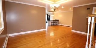 484 Walnut St Gallery 8