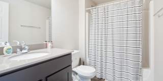 Willow Falls Apartments Gallery 27