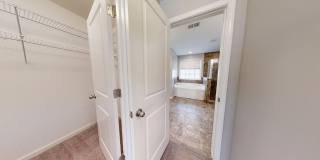 Beautiful 2 Story Home in W Richland Gallery 33