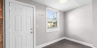 223 GRUNDY Street Gallery 11
