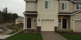 Stylish 3-Bedroom Bethany Residence with Open-Concept Living, Fenced Yard, and Attached Garage Gallery 1