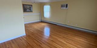 3363 Lawrence Avenue Gallery 2